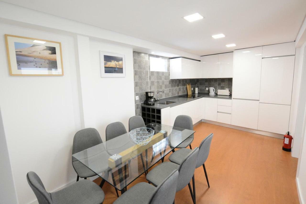 Luxury Golden River Apartment - In The Heart Of City Center And Wine Cellars فيلا نوفا دي غايا المظهر الخارجي الصورة